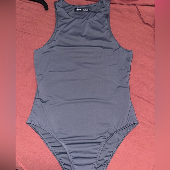 Bodysuits - Picture 5 of 7